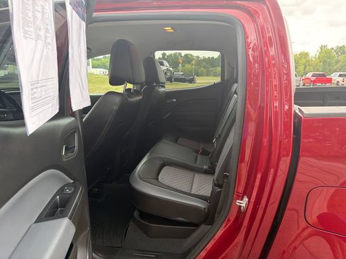 Used 2022 Chevrolet Colorado Z71 AWD/4WD image 22