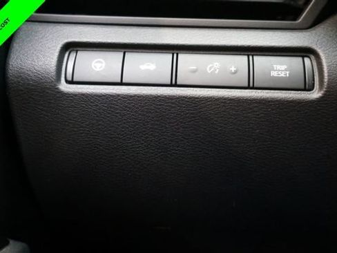 Certified 2023 Nissan Altima 2.5 SV w/ SV Premium Package AWD/4WD image 26