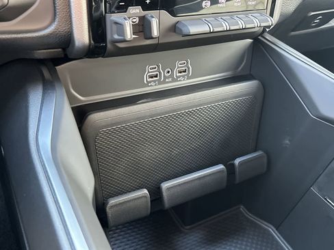 New 2026 RAM 2500 Big Horn image 25