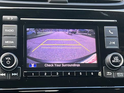 Used 2021 Honda CR-V LX image 15