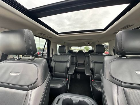 Used 2025 Ford Expedition Max Platinum AWD/4WD image 14