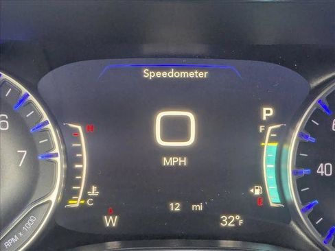 New 2026 Chrysler Pacifica Limited w/ S Appearance Package AWD/4WD image 11