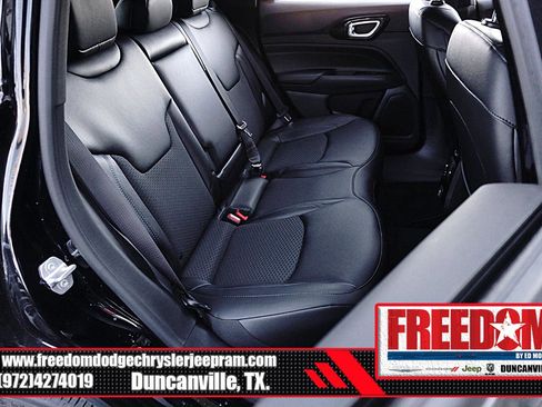 New 2026 Jeep Compass Latitude image 16