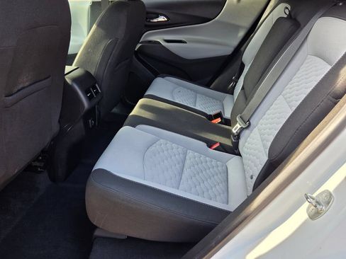 Used 2019 Chevrolet Equinox LT FWD image 13