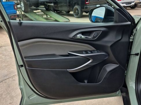 Used 2025 Chevrolet Trax ACTIV w/ Driver Confidence Package image 13