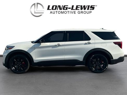 Used 2022 Ford Explorer ST w/ Equipment Group 401A AWD/4WD image 2
