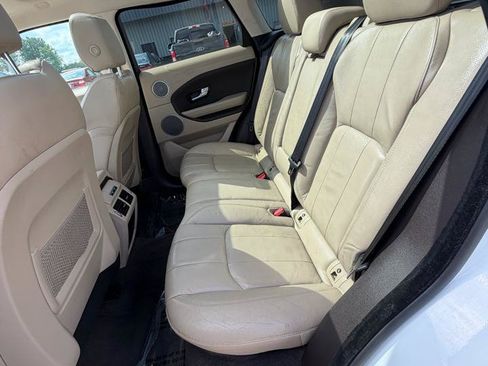 Used 2017 Land Rover Range Rover Evoque SE AWD/4WD image 37