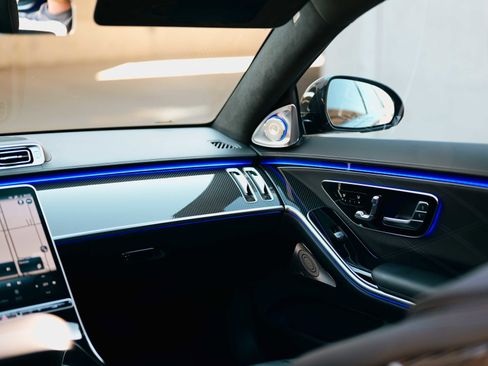 Used 2024 Mercedes-Benz S 63 AMG S image 31