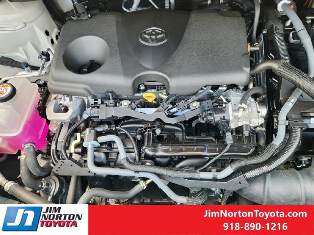 Used 2026 Toyota Sienna XLE FWD image 32