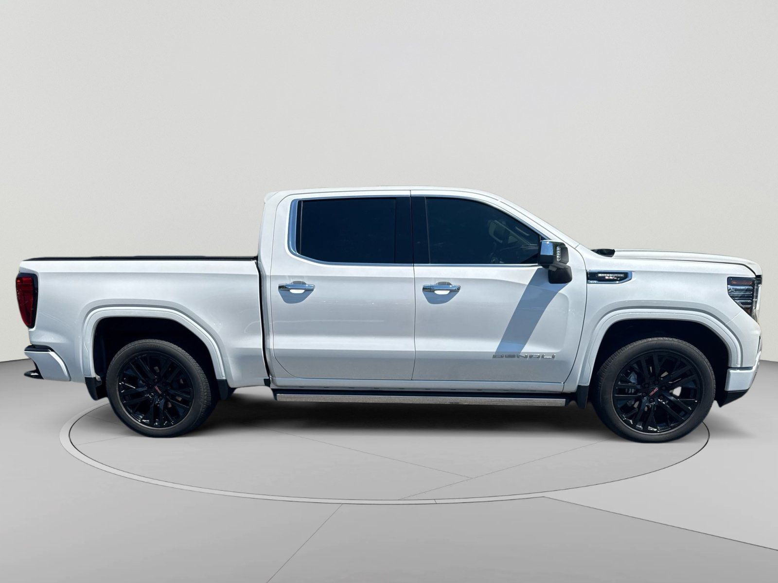 Used 2023 GMC Sierra 1500 Denali AWD/4WD image 34