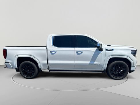 Used 2023 GMC Sierra 1500 Denali AWD/4WD image 34