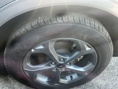 Used 2024 Ford Escape ST-Line FWD image 6