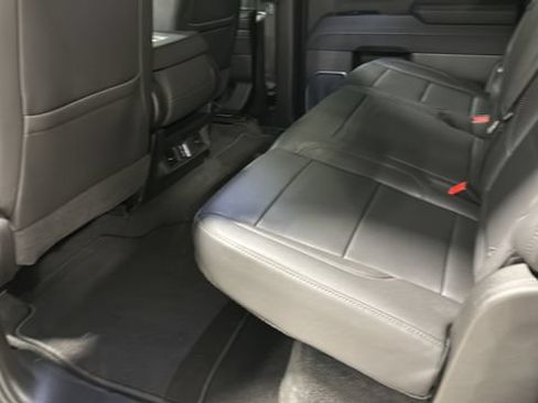 Used 2026 GMC Sierra 1500 SLT AWD/4WD image 21
