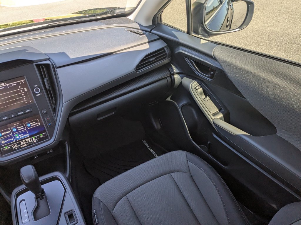 Used 2025 Subaru Crosstrek 2.0i AWD/4WD image 17