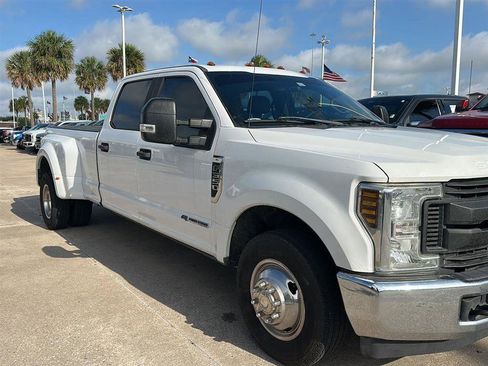 Used 2019 Ford F350 XL w/ Power Equipment Group RWD image 2