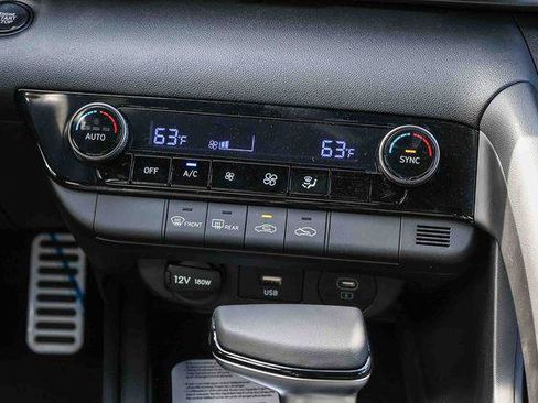 New 2026 Hyundai Elantra Sport FWD image 15