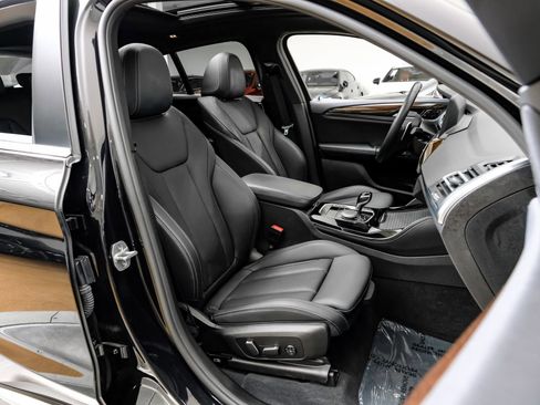 Used 2024 BMW X4 xDrive30i image 38