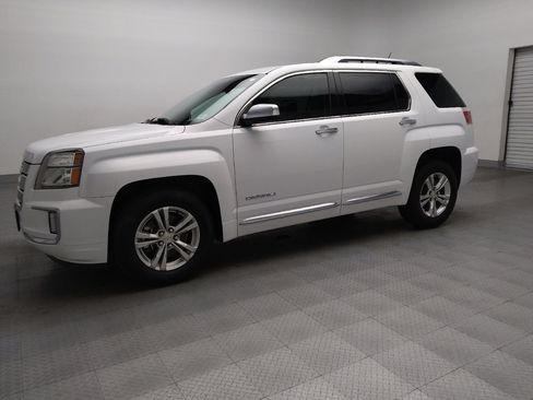 Used 2017 GMC Terrain Denali image 2