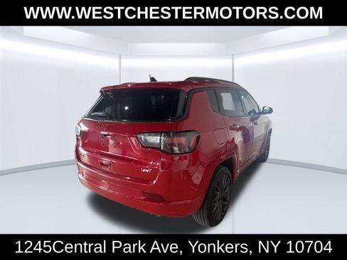 Used 2022 Jeep Compass Limited w/ (RED) Package AWD/4WD image 4