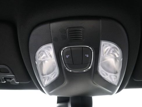 Used 2025 Jeep Compass Sport image 25