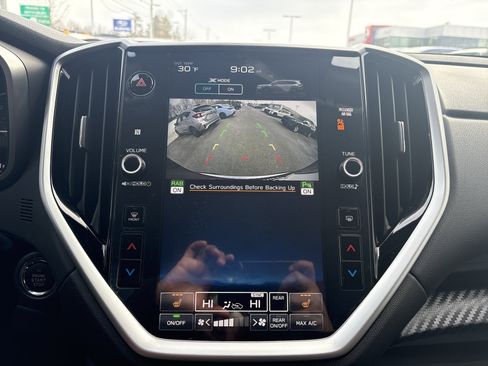 Used 2023 Subaru Ascent Premium w/ Convenience Package image 27