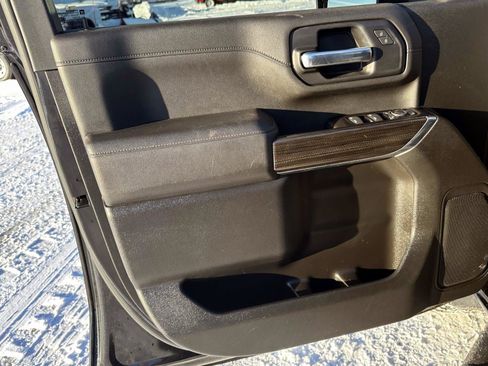 Certified 2022 Chevrolet Silverado 2500 LT w/ Z71 Chrome Sport Edition image 16