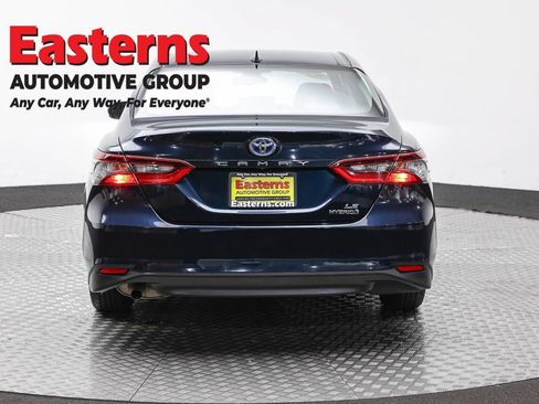 Used 2021 Toyota Camry LE FWD image 6