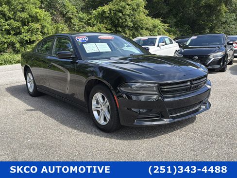 Used 2022 Dodge Charger SXT RWD image 7