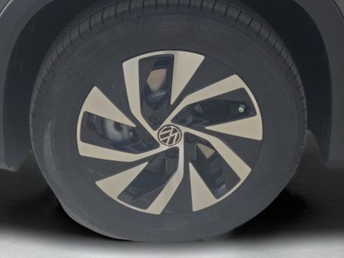 New 2026 Volkswagen Tiguan S FWD image 8