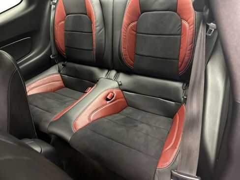 Used 2018 Ford Mustang GT image 10