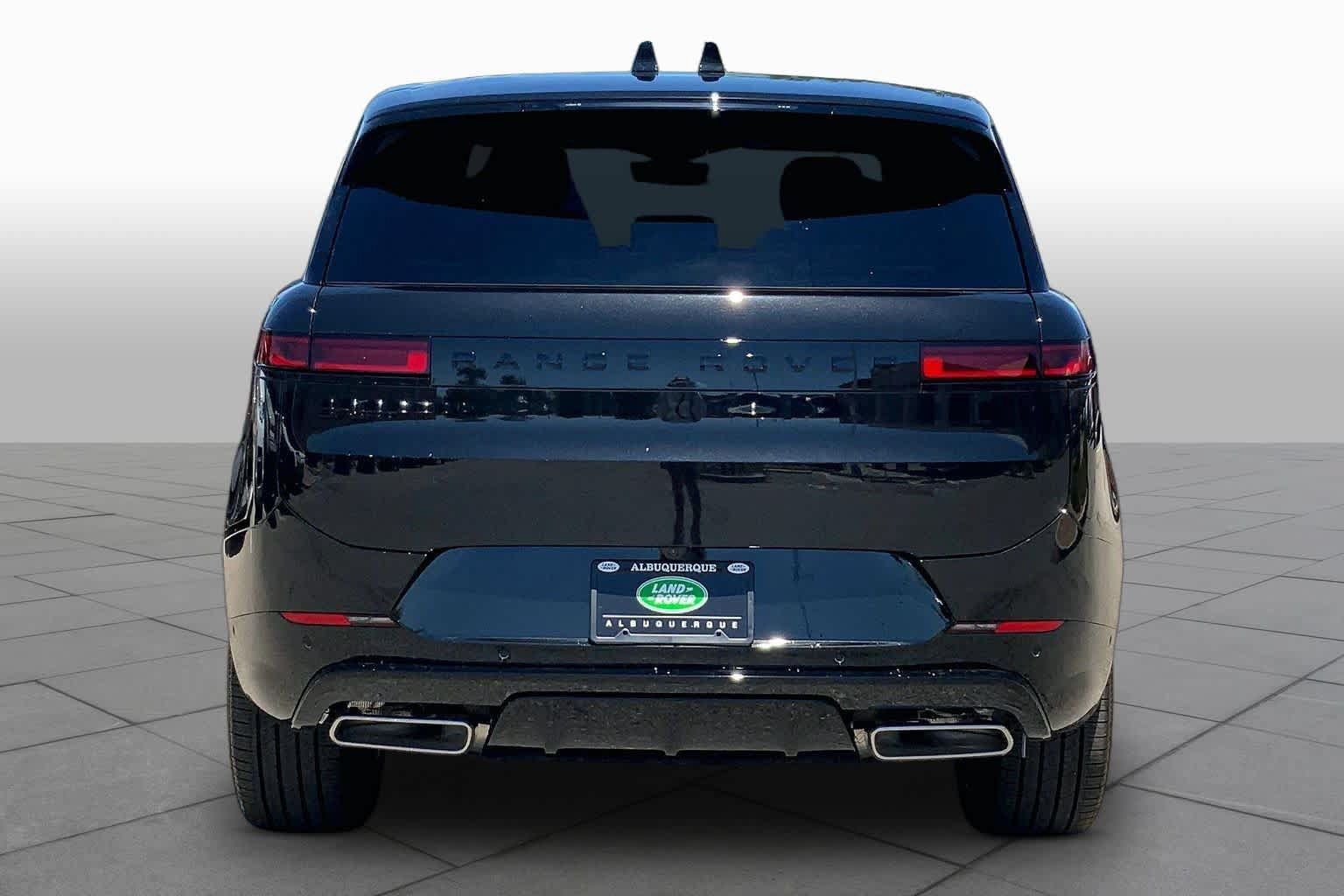 New 2026 Land Rover Range Rover Sport Dynamic SE AWD/4WD image 4