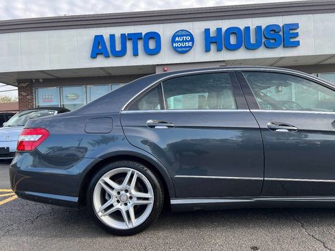Used 2013 Mercedes-Benz E 350 4MATIC Sedan image 39