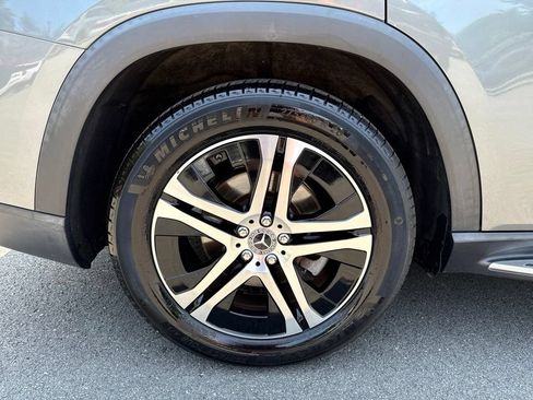 Used 2020 Mercedes-Benz GLS 450 4MATIC image 9