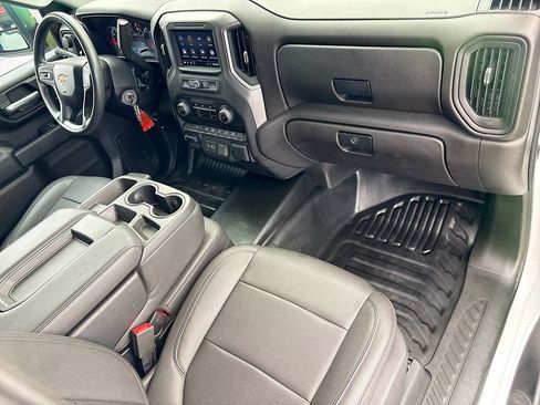 Used 2023 Chevrolet Silverado 2500 W/T w/ WT Convenience Package AWD/4WD image 17
