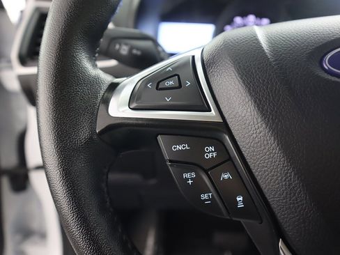 Used 2024 Ford Edge SEL image 43