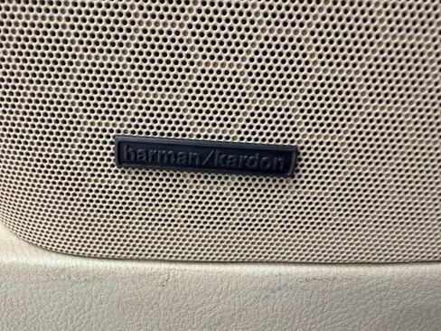 Used 2007 Buick Lucerne CXL w/ Entertainment Package FWD image 33