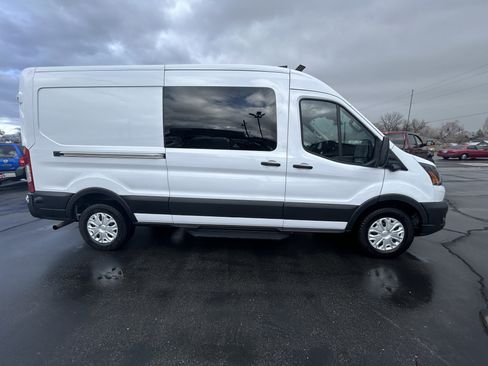 Used 2024 Ford Transit 250 w/ Exterior Upgrade Package image 5