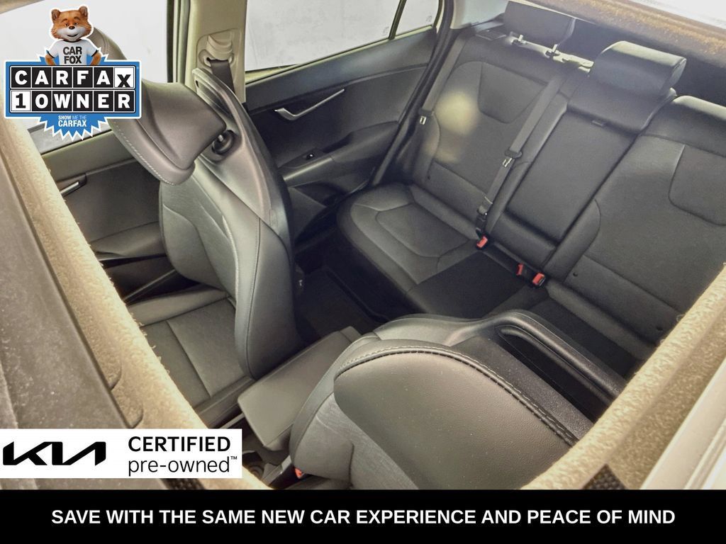 Used 2025 Kia Niro FWD image 27