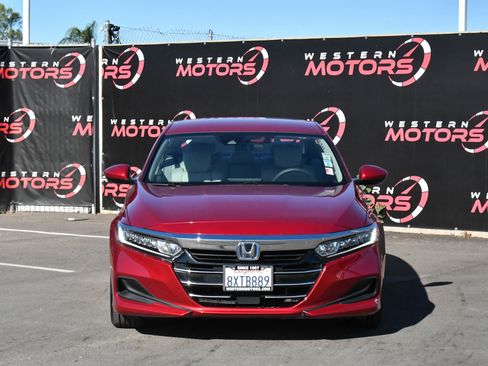 Used 2021 Honda Accord Hybrid image 2