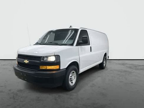 Used 2019 Chevrolet Express 2500 w/ Driver Convenience Package RWD image 7