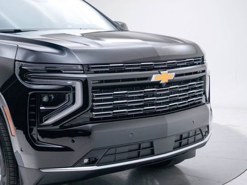 New 2026 Chevrolet Suburban High Country image 11