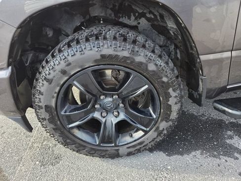Used 2021 RAM 1500 Big Horn AWD/4WD image 30