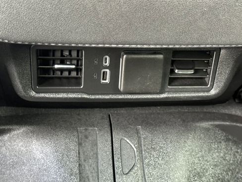 Used 2024 Chevrolet Silverado 1500 LT RWD image 14