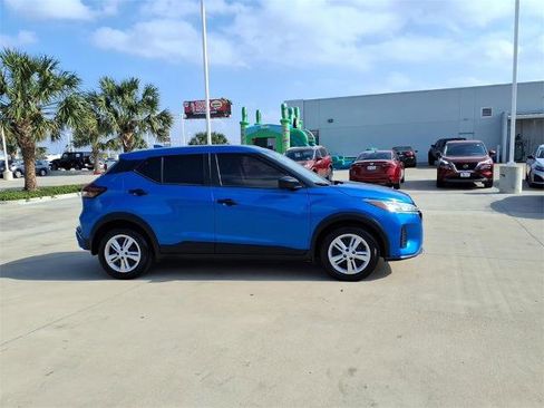 Certified 2024 Nissan Kicks S image 6