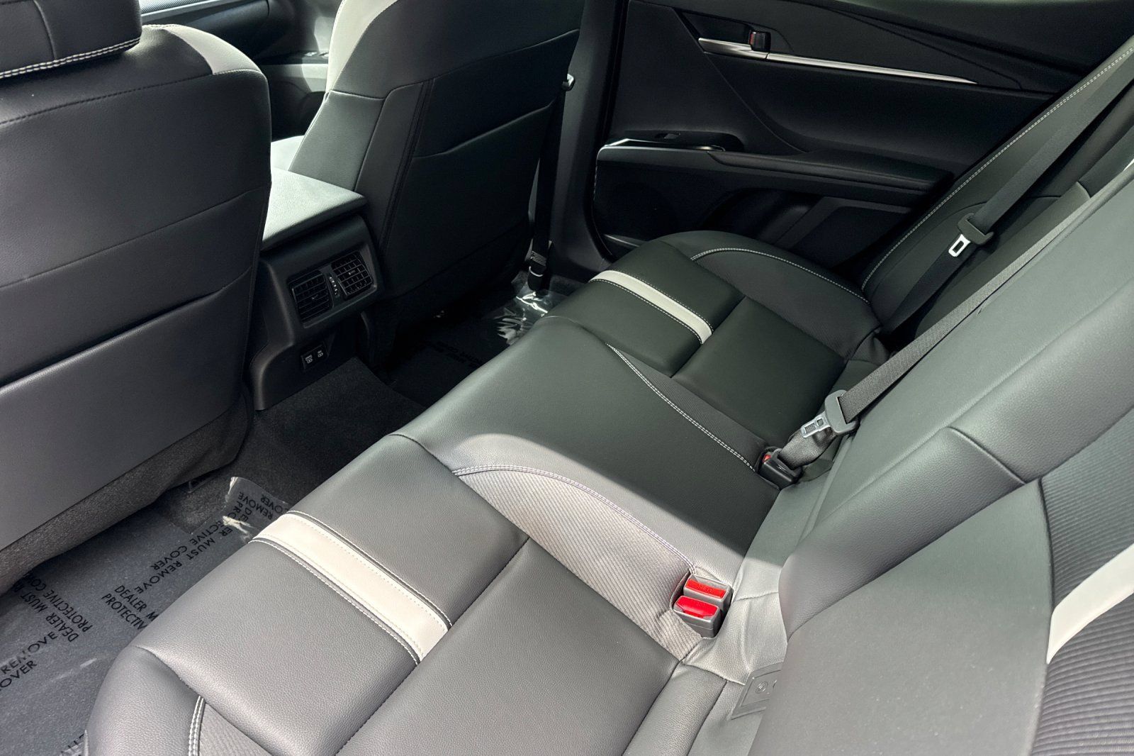 Certified 2025 Toyota Camry SE w/ Convenience Package FWD image 16