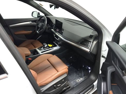 Used 2024 Audi Q5 2.0T Premium AWD/4WD image 16