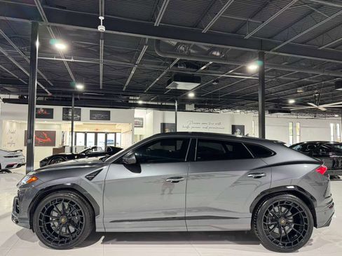 Used 2019 Lamborghini Urus image 4