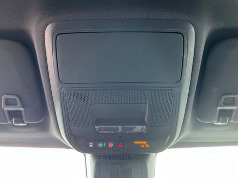 Used 2025 Chevrolet Equinox LT image 16