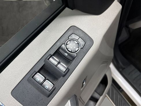 Used 2015 Ford F150 XLT w/ Equipment Group 302A Luxury RWD image 15