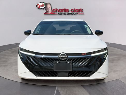 Certified 2026 Nissan Sentra SR w/ Floor Mat Package FWD image 9